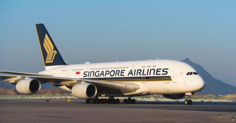 Horrific Mid-Air Turbulence Leaves 1 Dead, 71 Injured on Singapore Airlines Horrific Mid-Air Turbulence Leaves 1 Dead, 71 Injured on Singapore Airlines