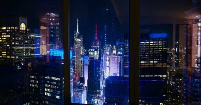 Luxury Hotels in NYC Pocket $1B from Taxpayers for Illegals Luxury Hotels in NYC Pocket $1B from Taxpayers for Illegals