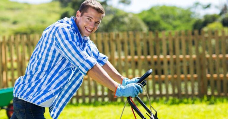 Suburban Surge: Remote Workers Flee Cities, Rediscover the American Dream (With a Yard!) Suburban Surge: Remote Workers Flee Cities, Rediscover the American Dream (With a Yard!)