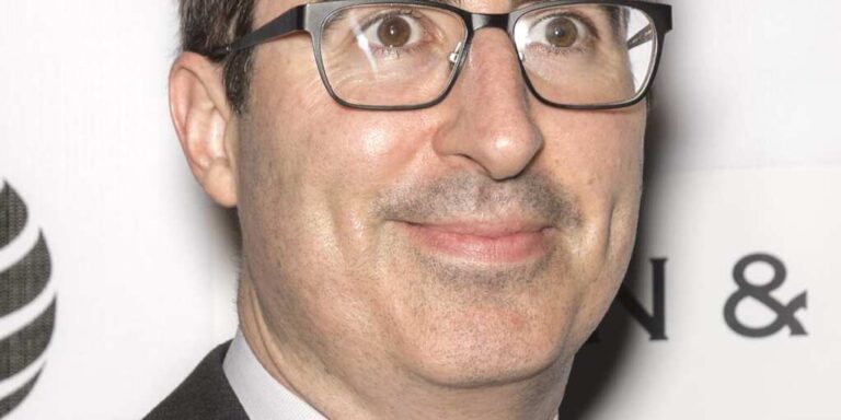 Anti-Trump Comedian Mocks America – He Says We’re All FINISHED Anti-Trump Comedian Mocks America – He Says We’re All FINISHED
